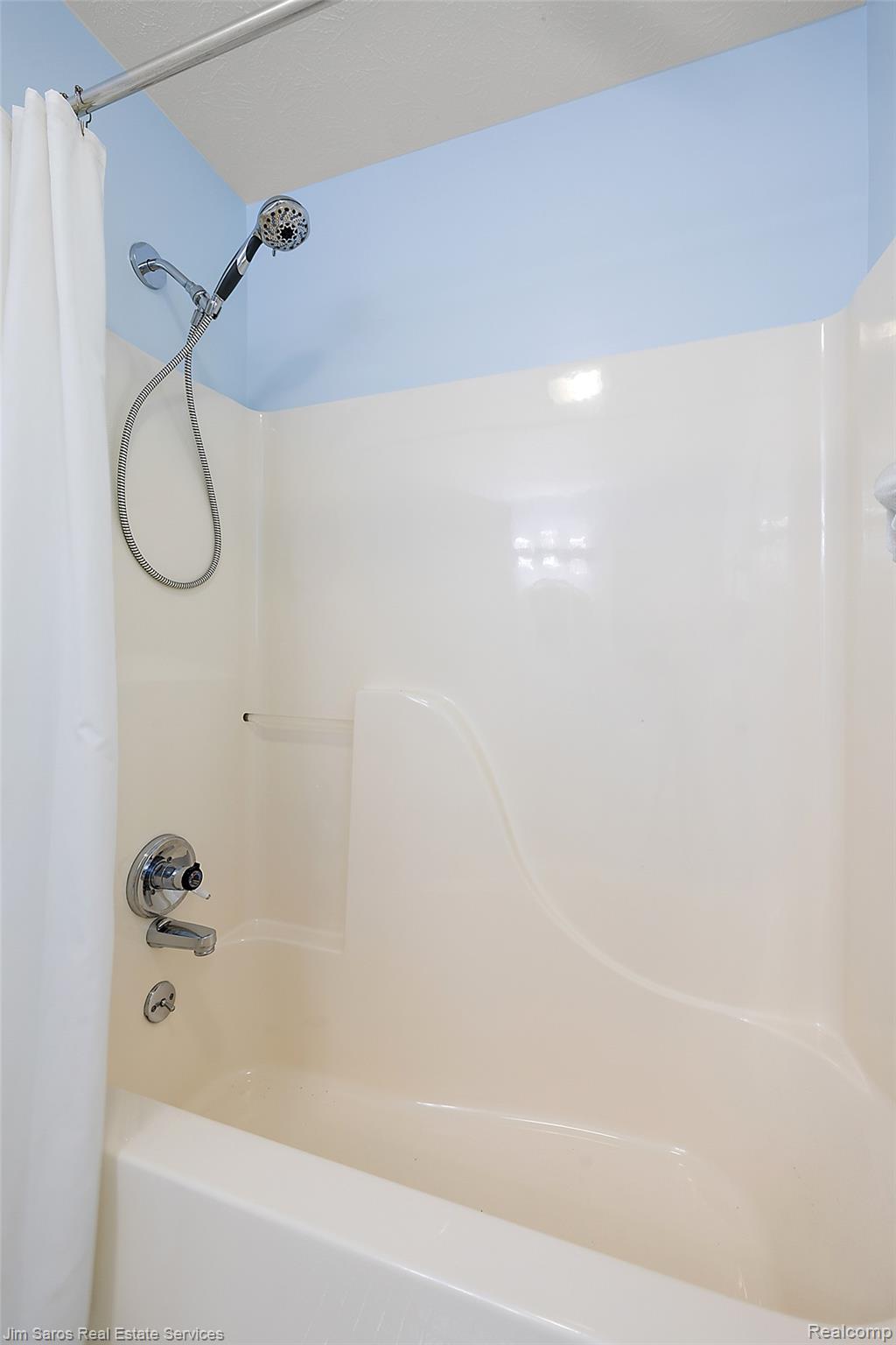 11113 Perch Lake Drive W