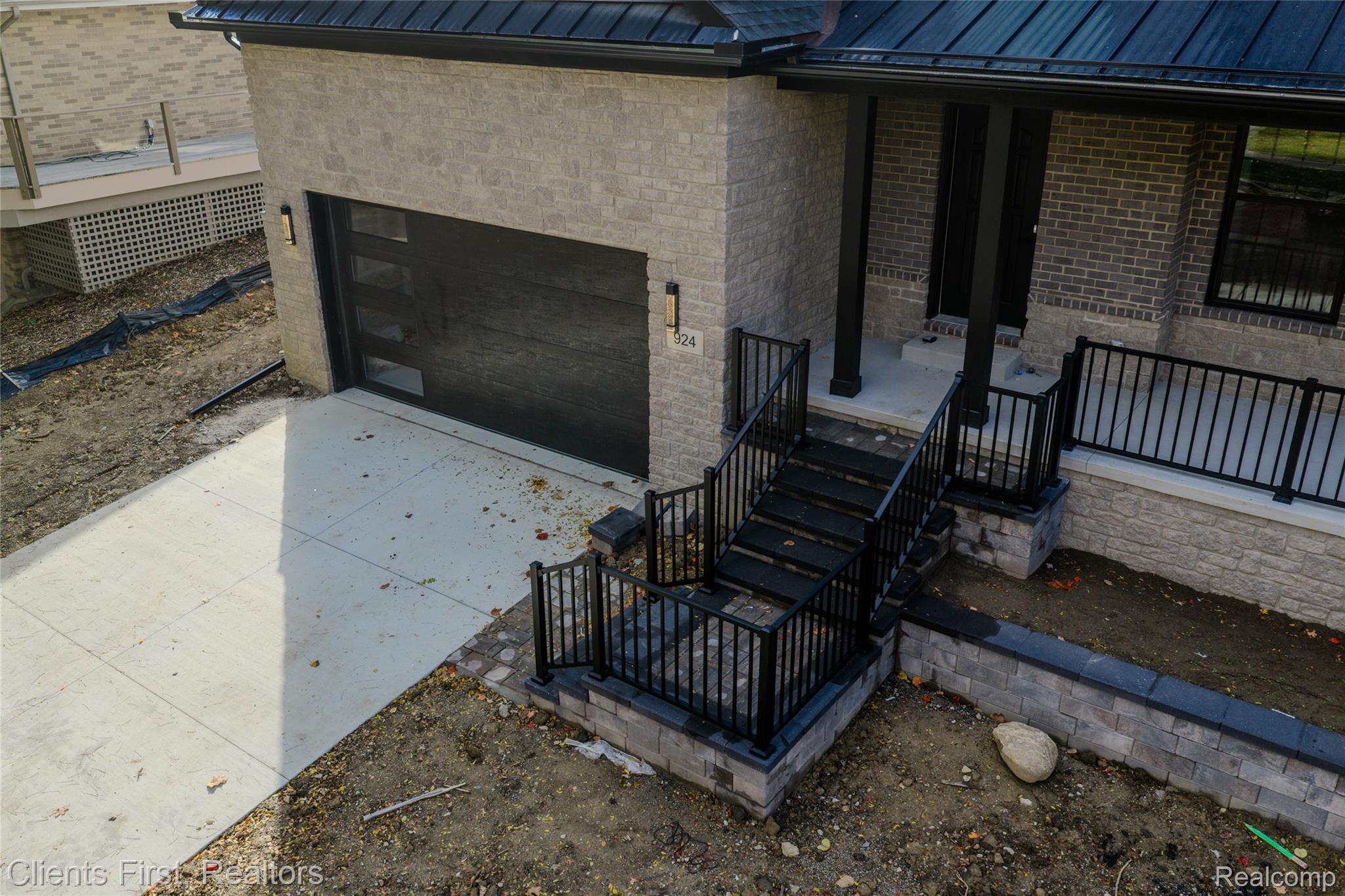 924 Carrington Drive