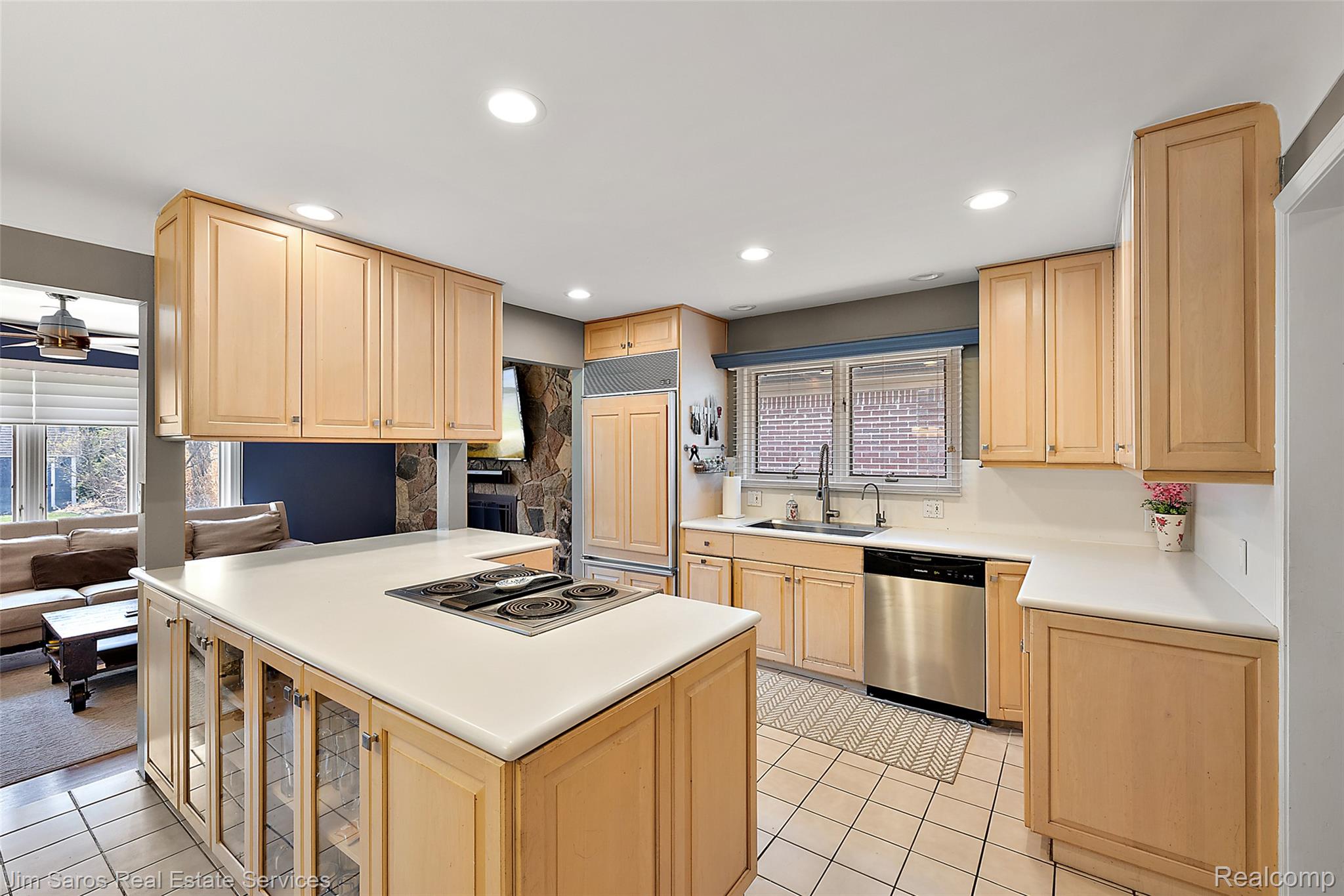 22416 Ardmore Park Drive