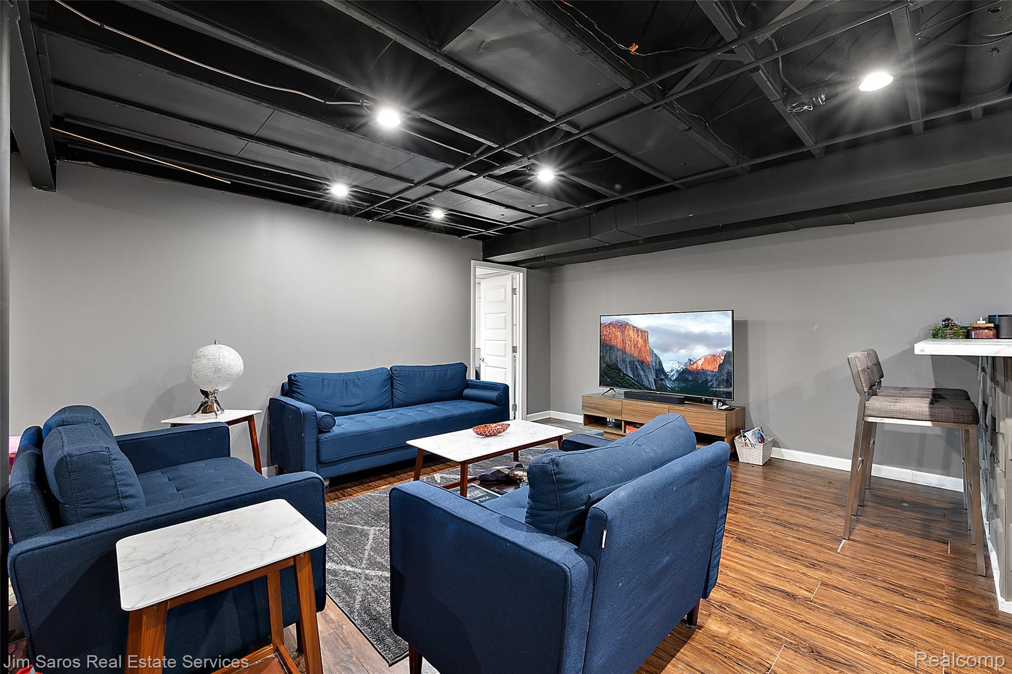 22416 Ardmore Park Drive