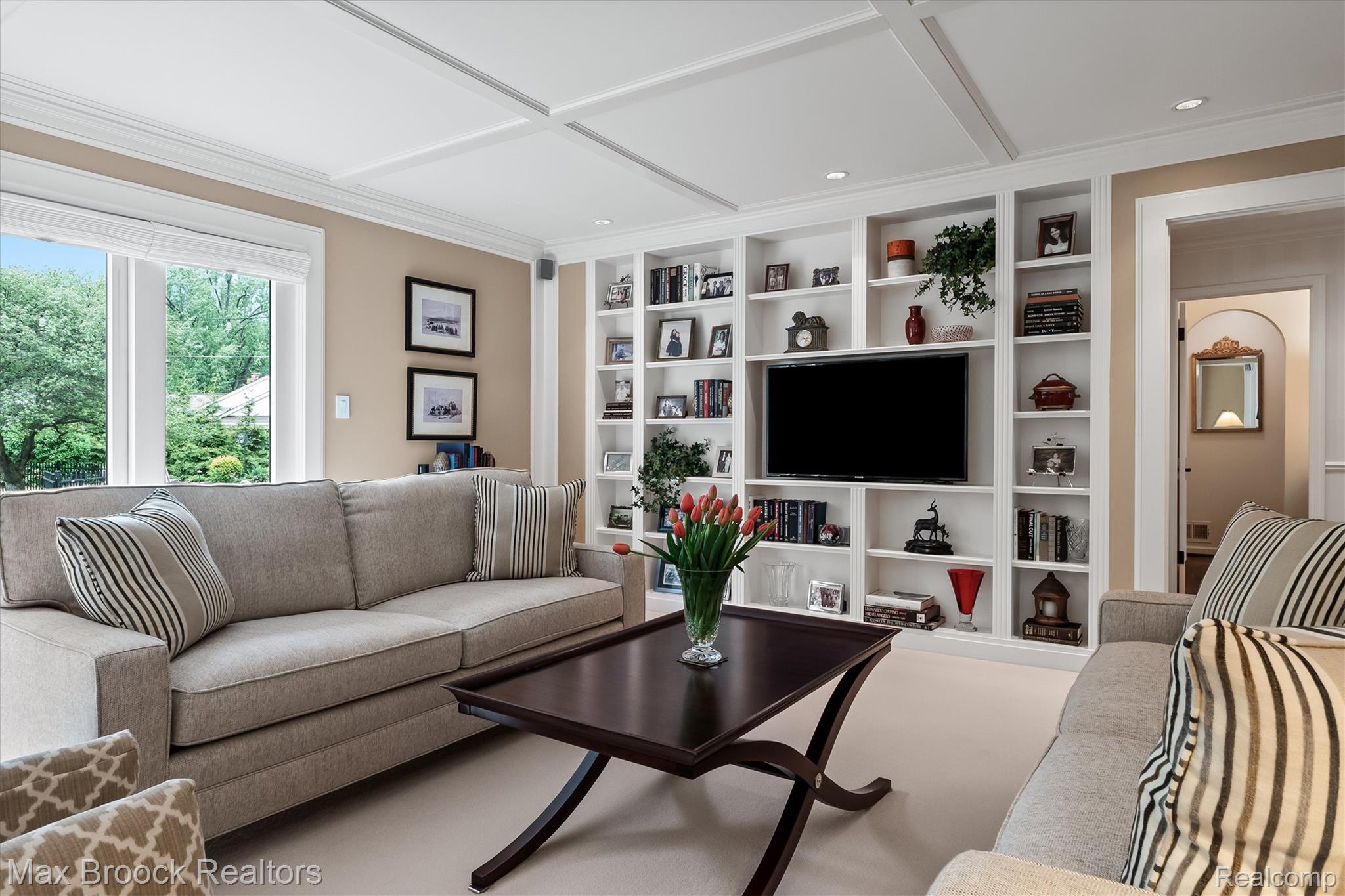 6280 Dakota Circle