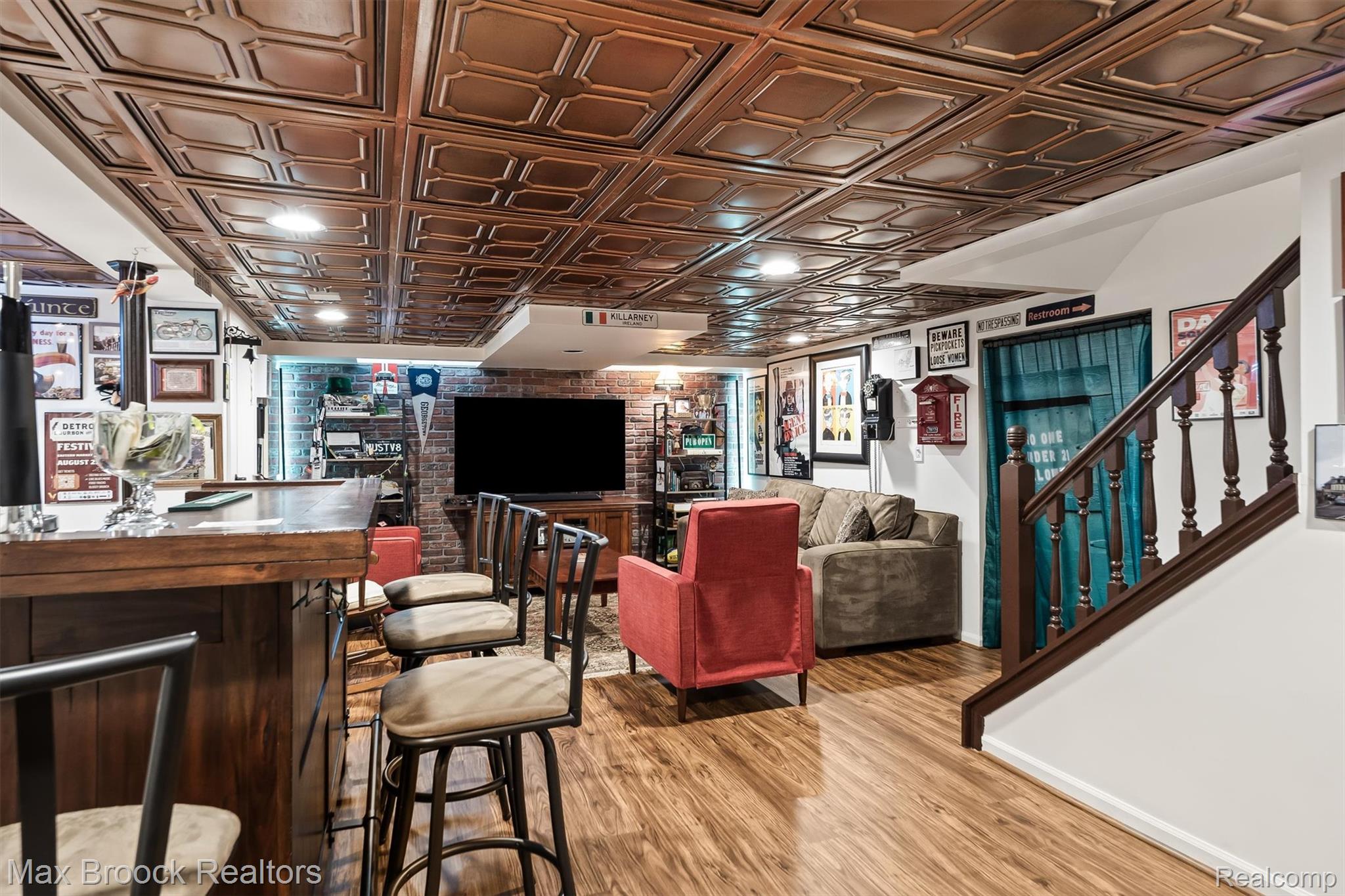 6280 Dakota Circle