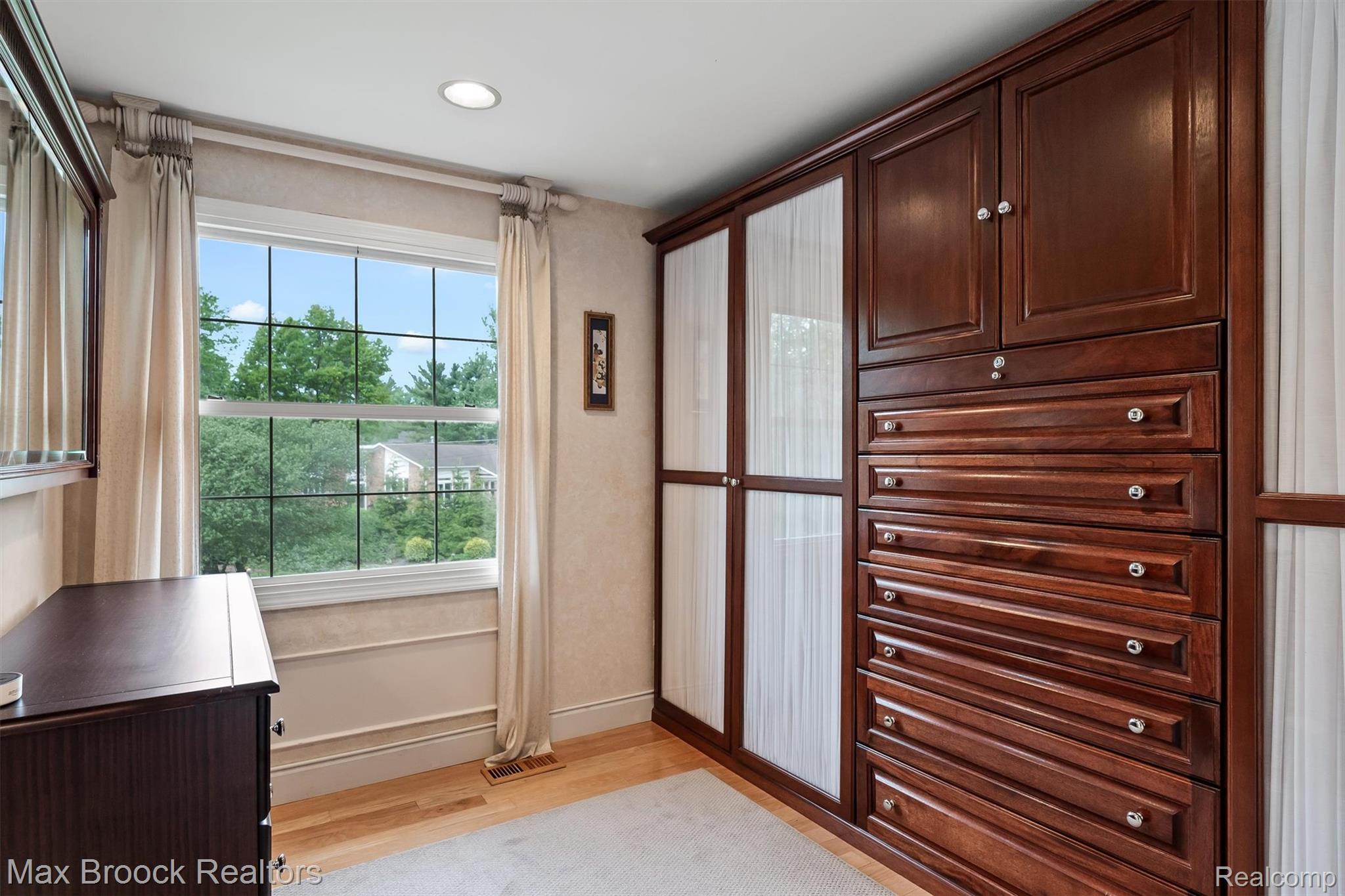 6280 Dakota Circle