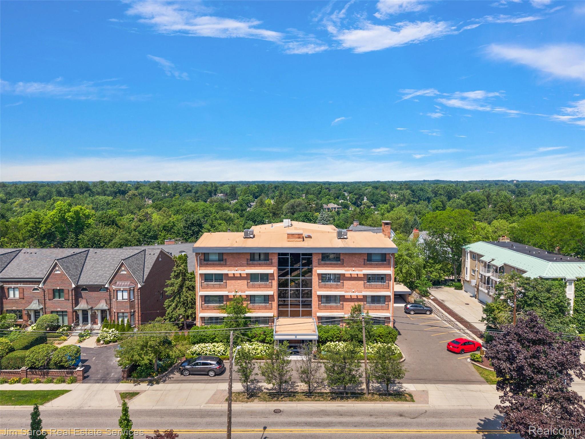400 Southfield Road Unit 3