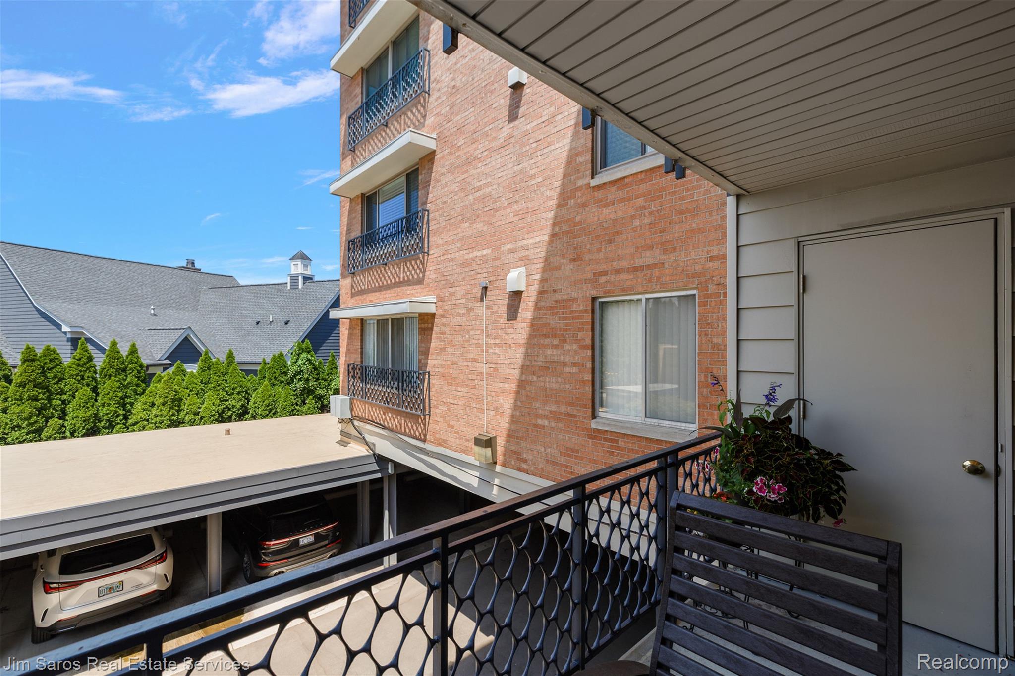 400 Southfield Road Unit 3