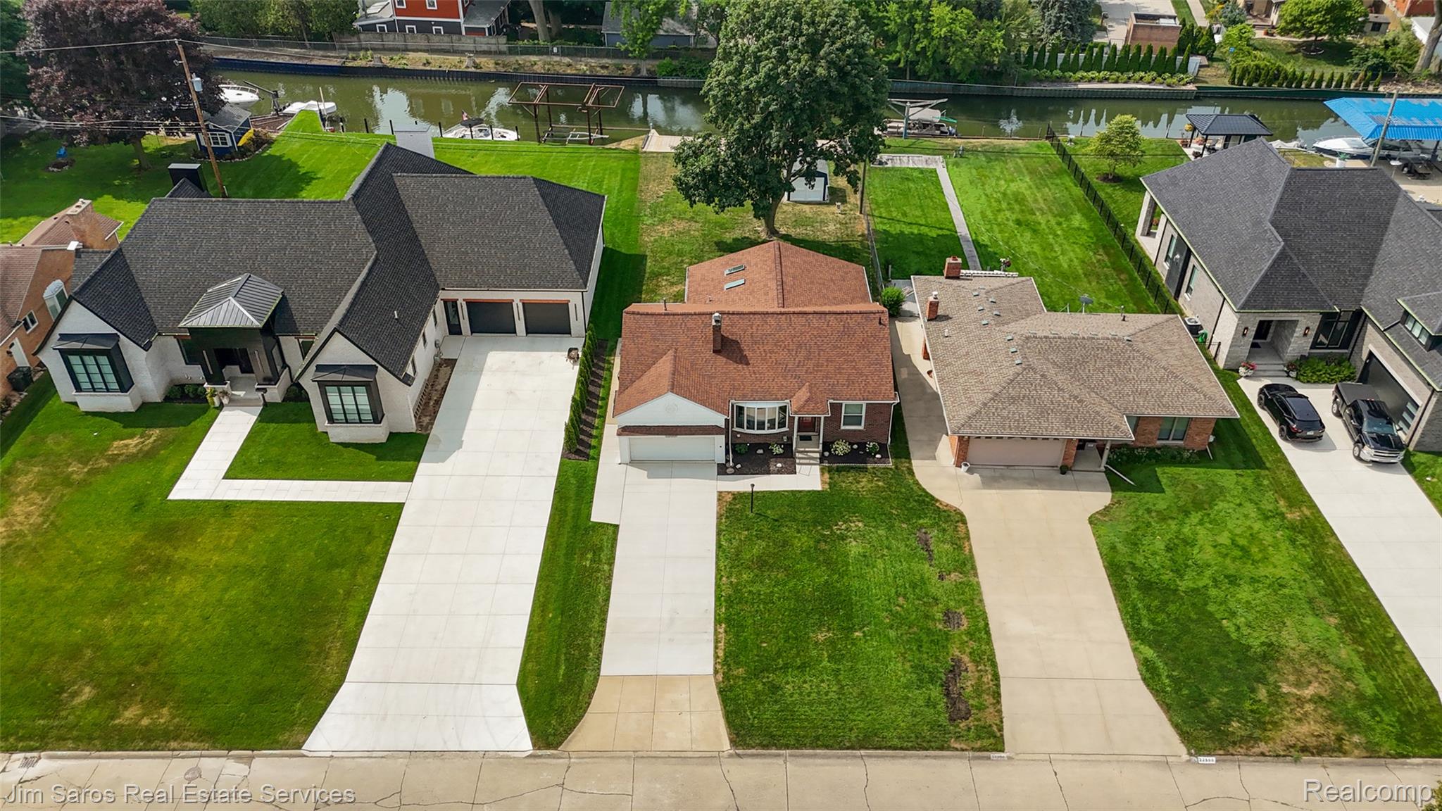22510 Ardmore Park Drive