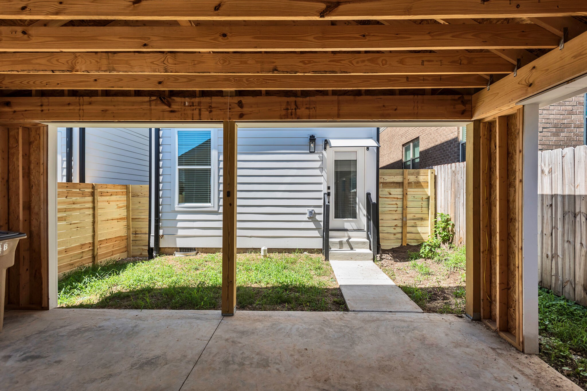 2014 14th Ave, N Unit: B