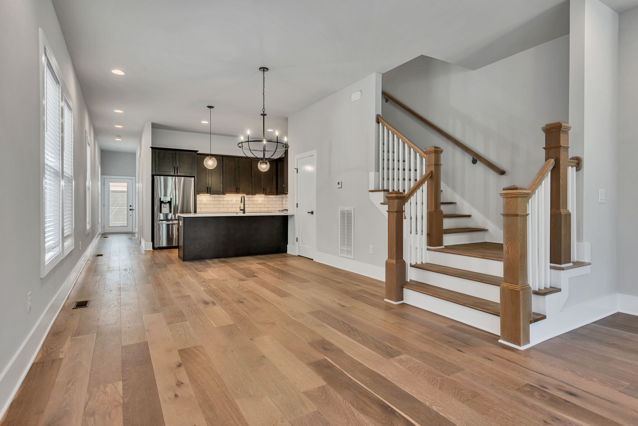 2014 14th Ave, N Unit: B