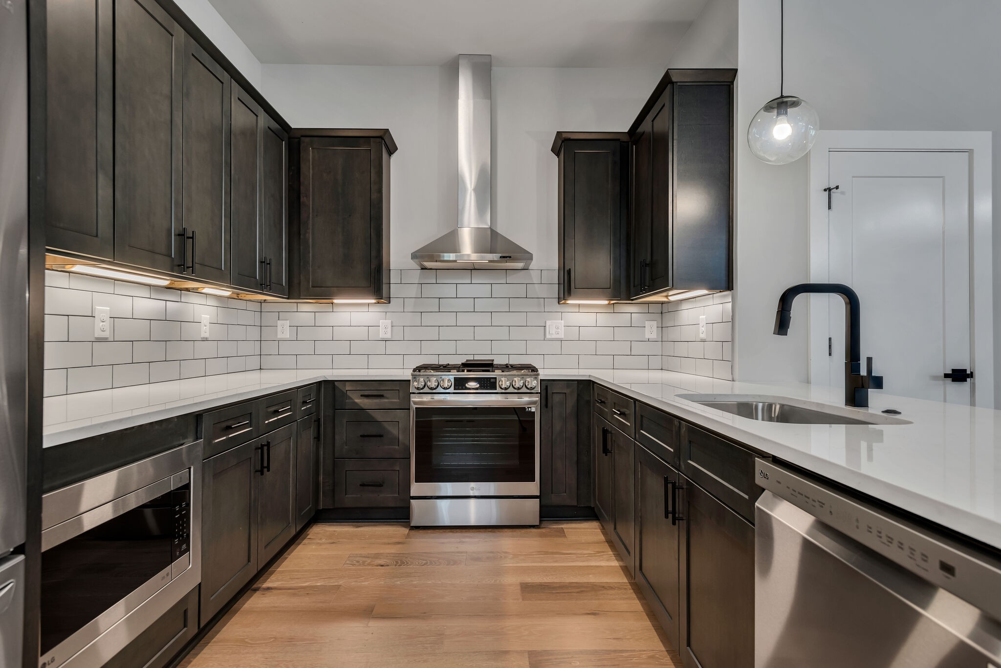 2014 14th Ave, N Unit: B