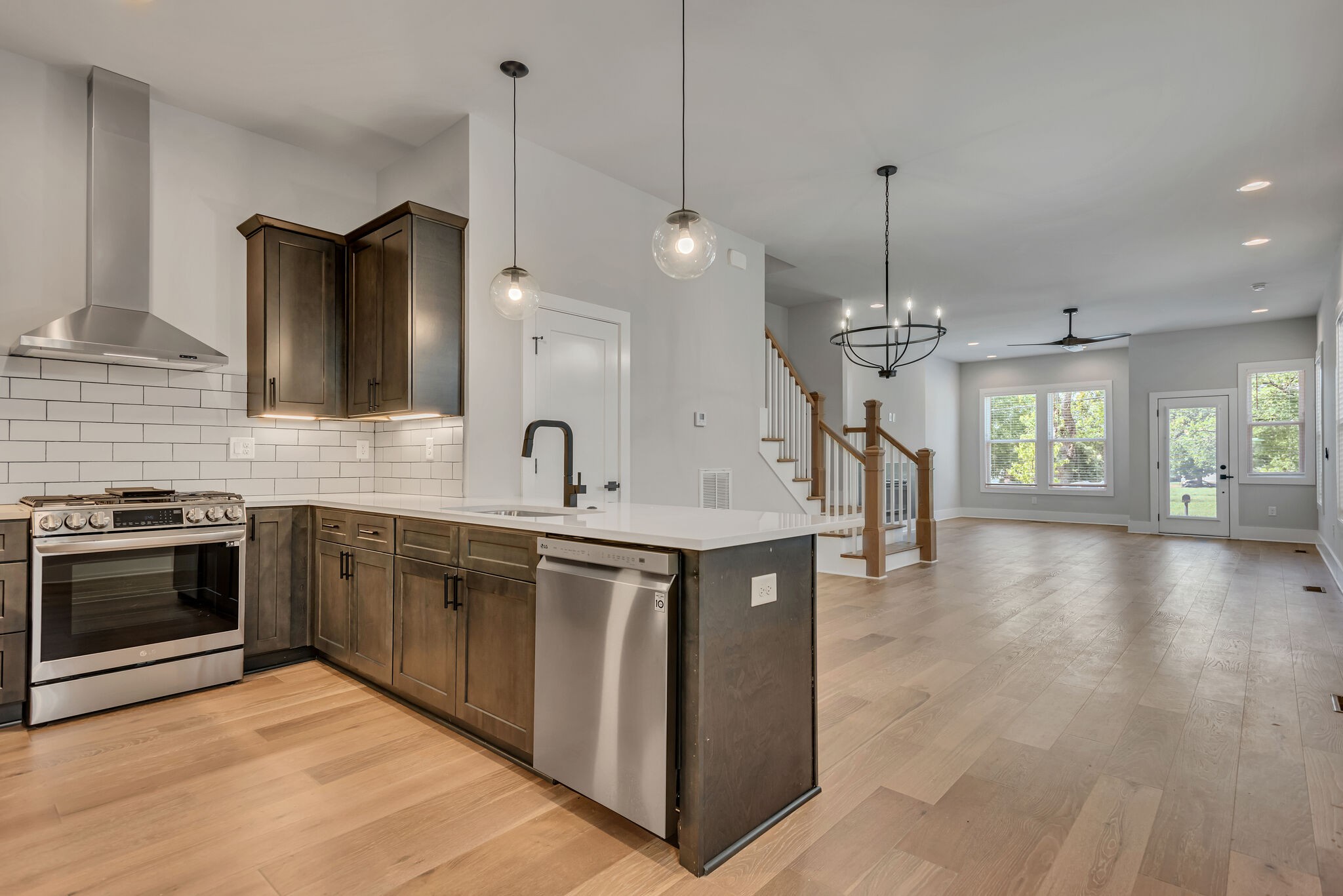 2014 14th Ave, N Unit: B