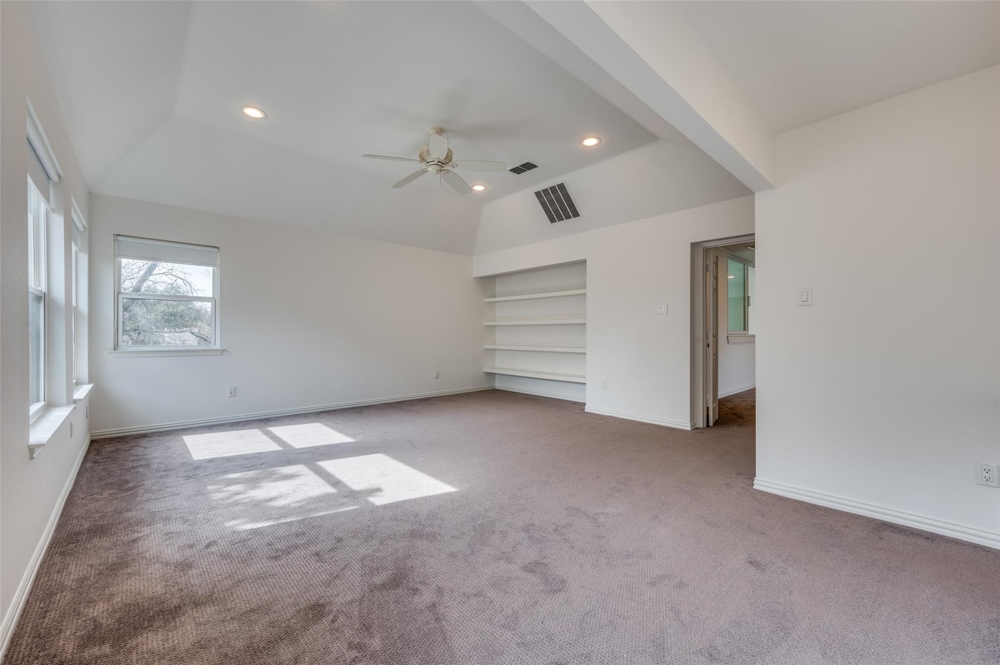 7605 Primrose Drive