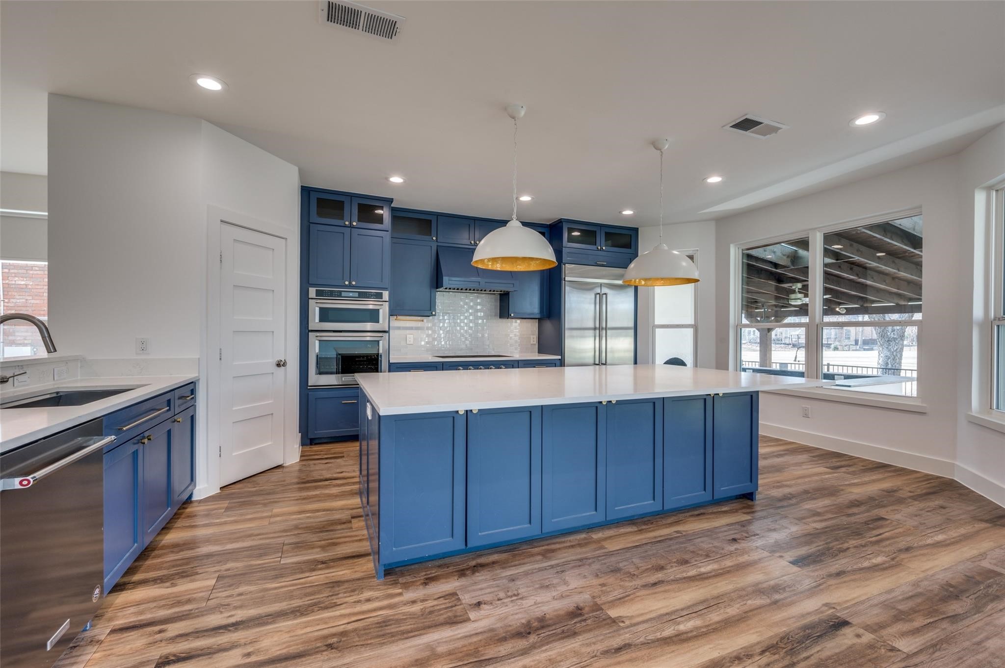 7605 Primrose Drive