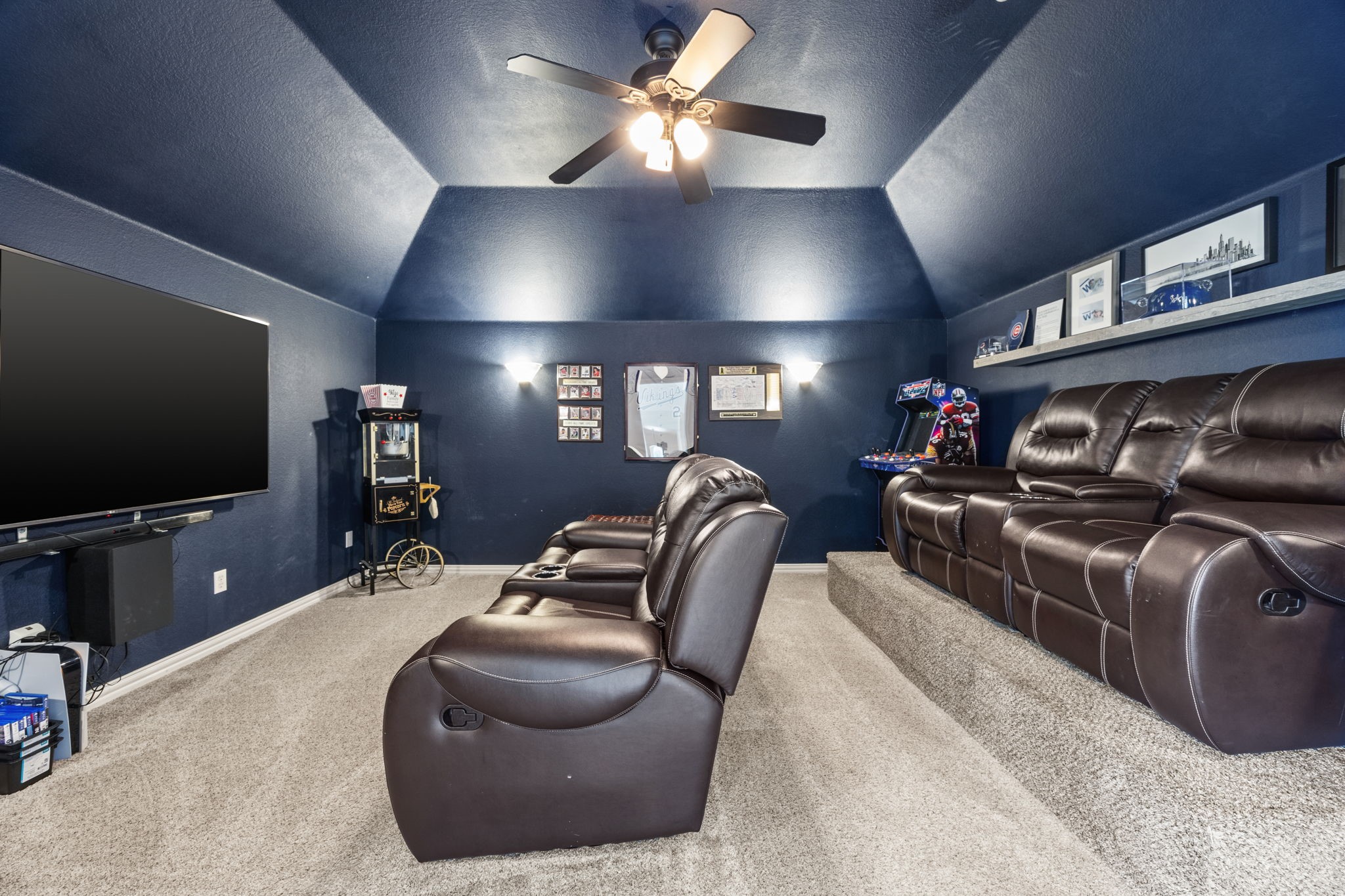 2441 Deerwood Drive
