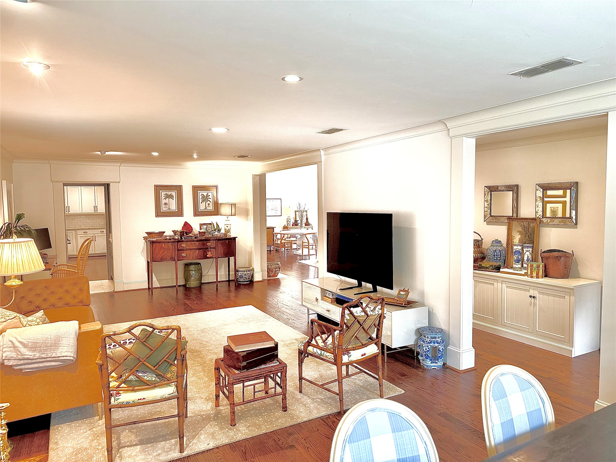 6117 Del Norte Lane