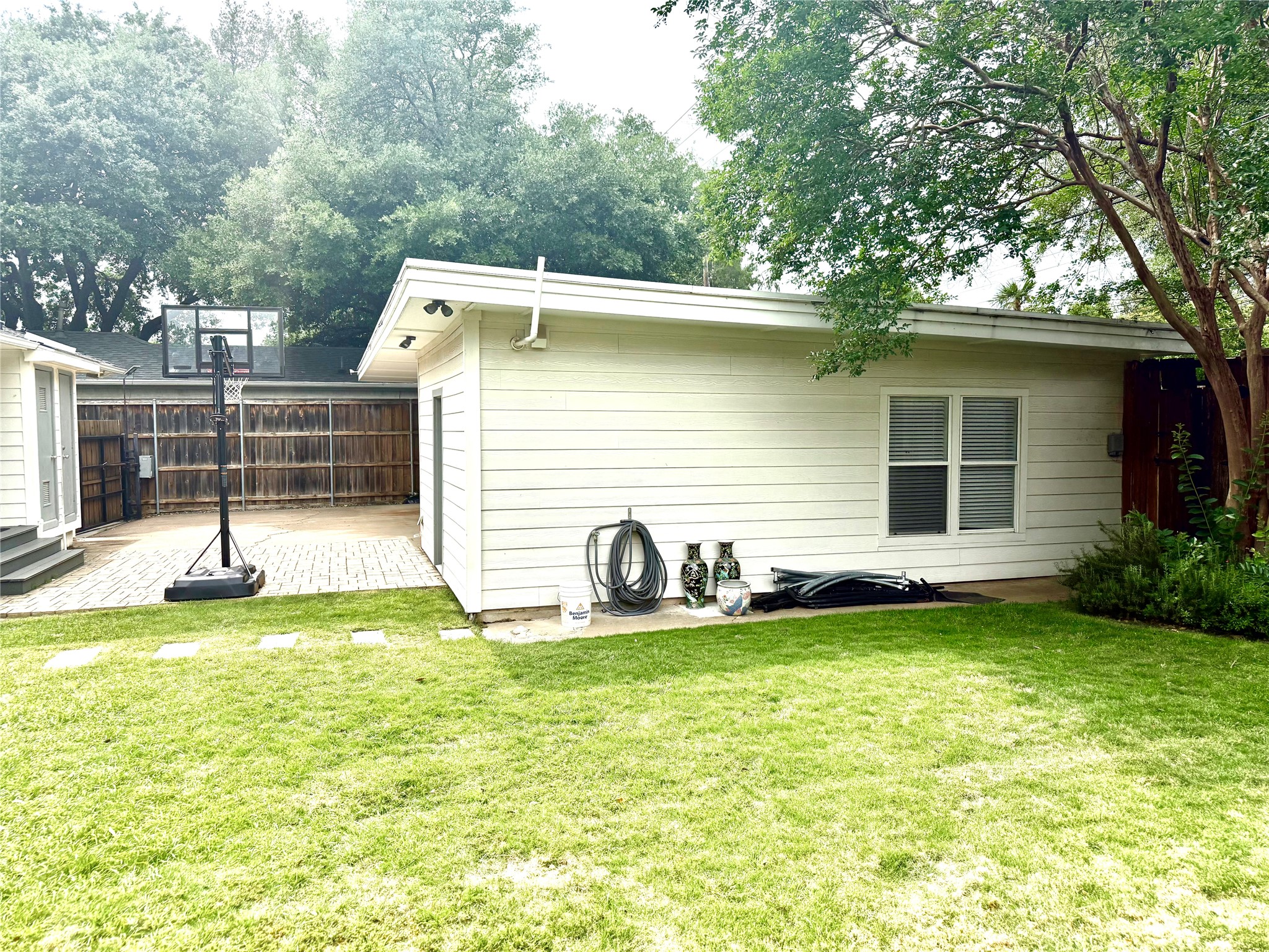 6117 Del Norte Lane