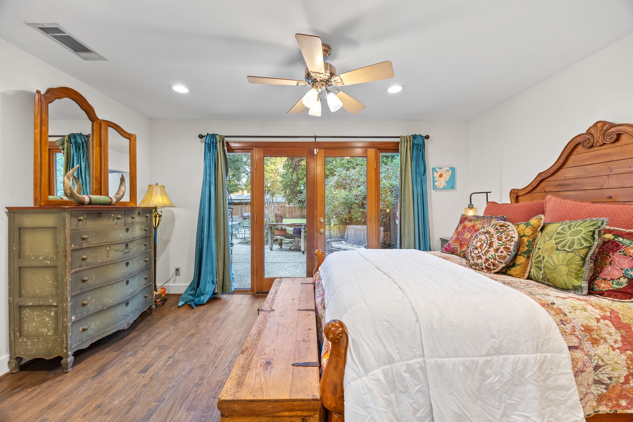 10710 Morning Glory Drive