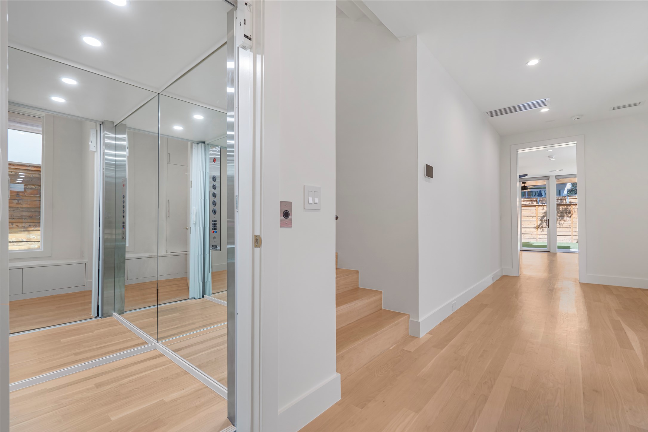 3619 Springbrook