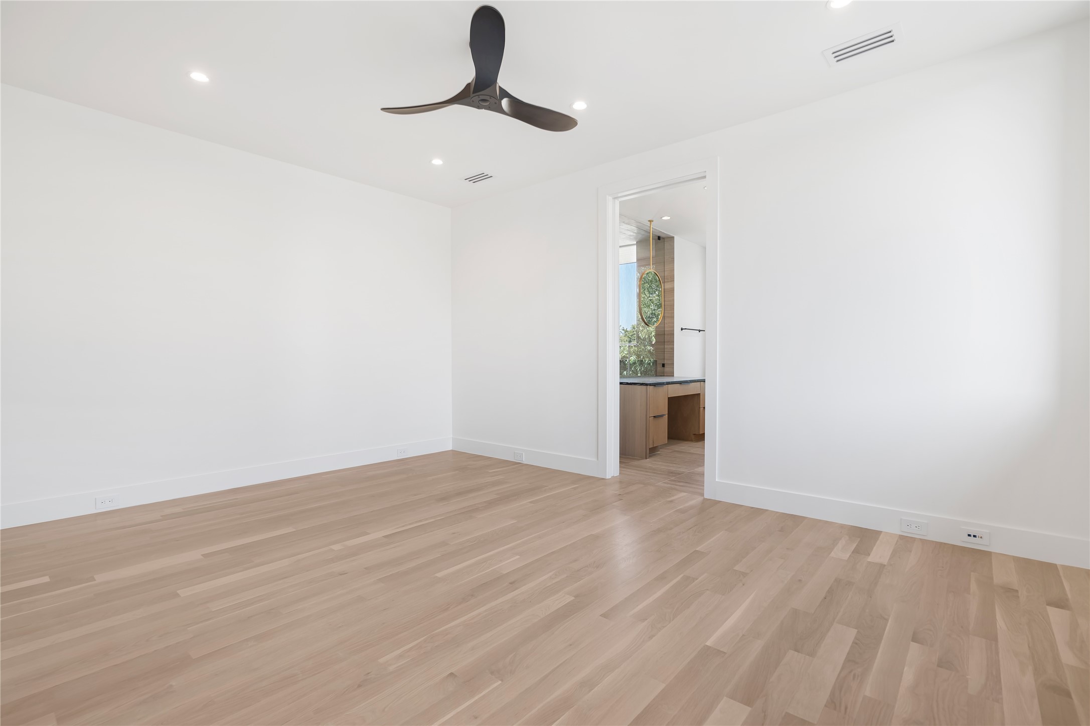 3619 Springbrook