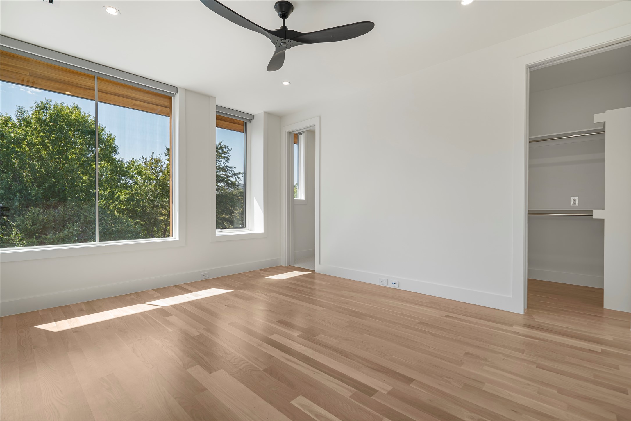 3619 Springbrook