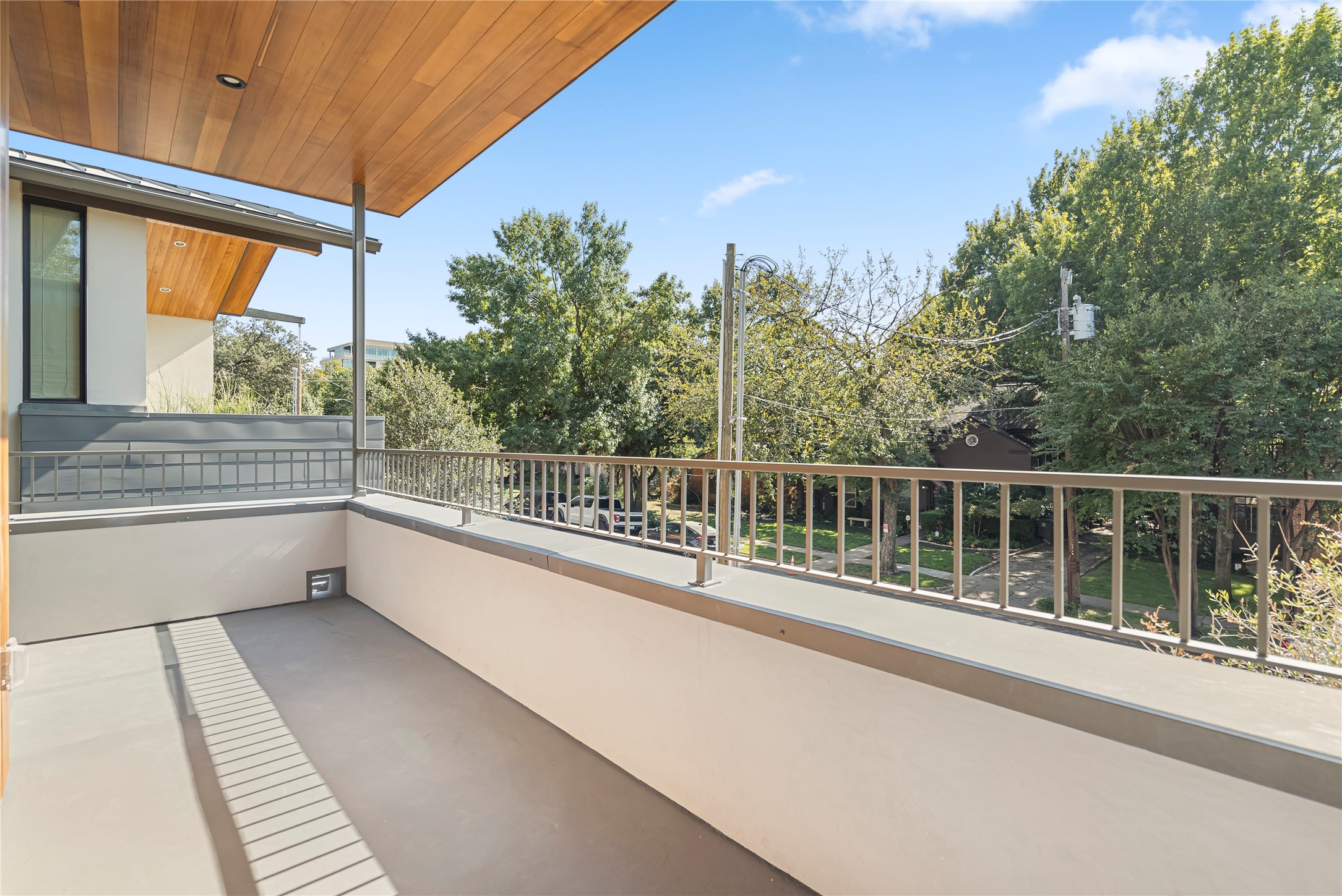 3619 Springbrook