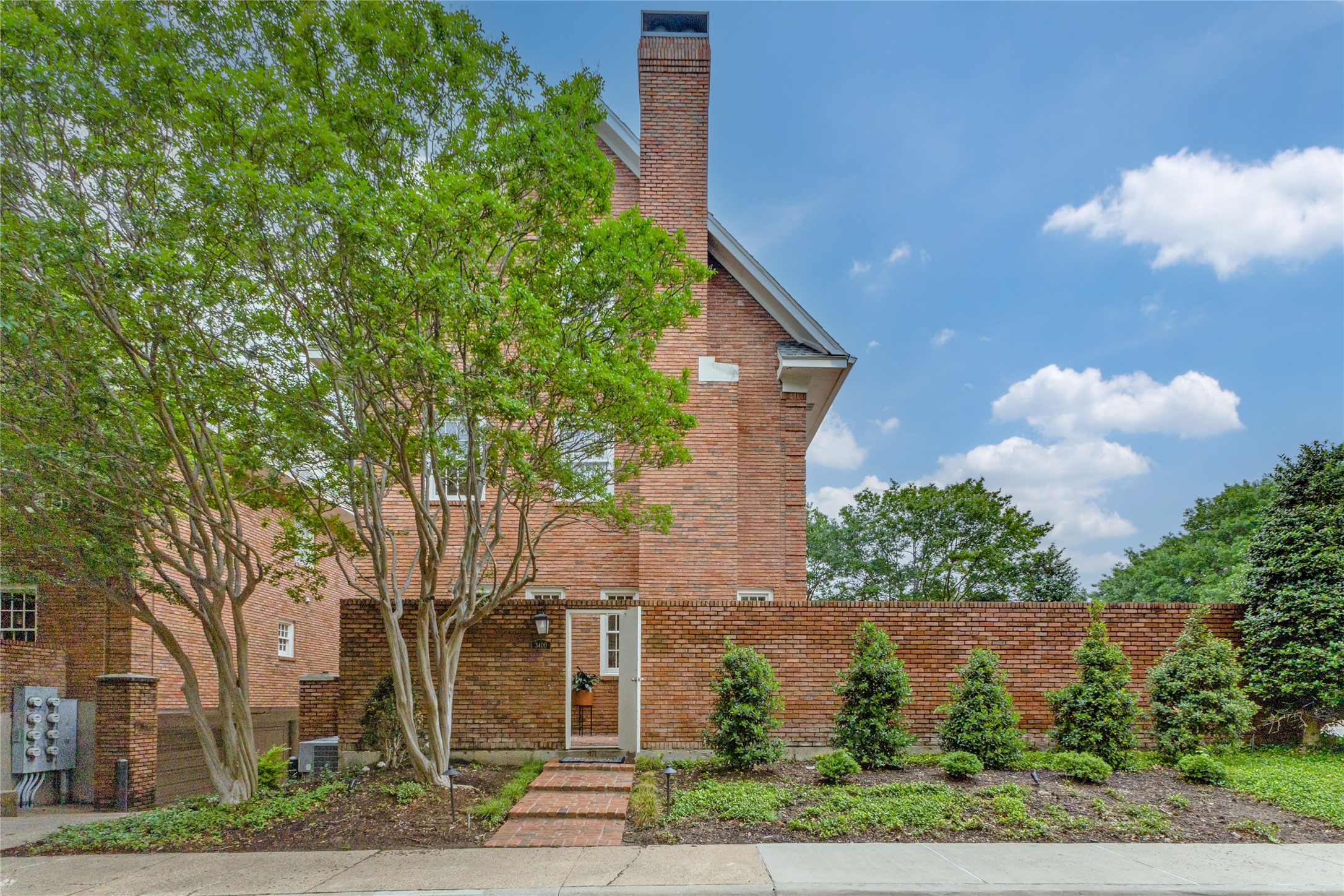 3400 Shenandoah Street