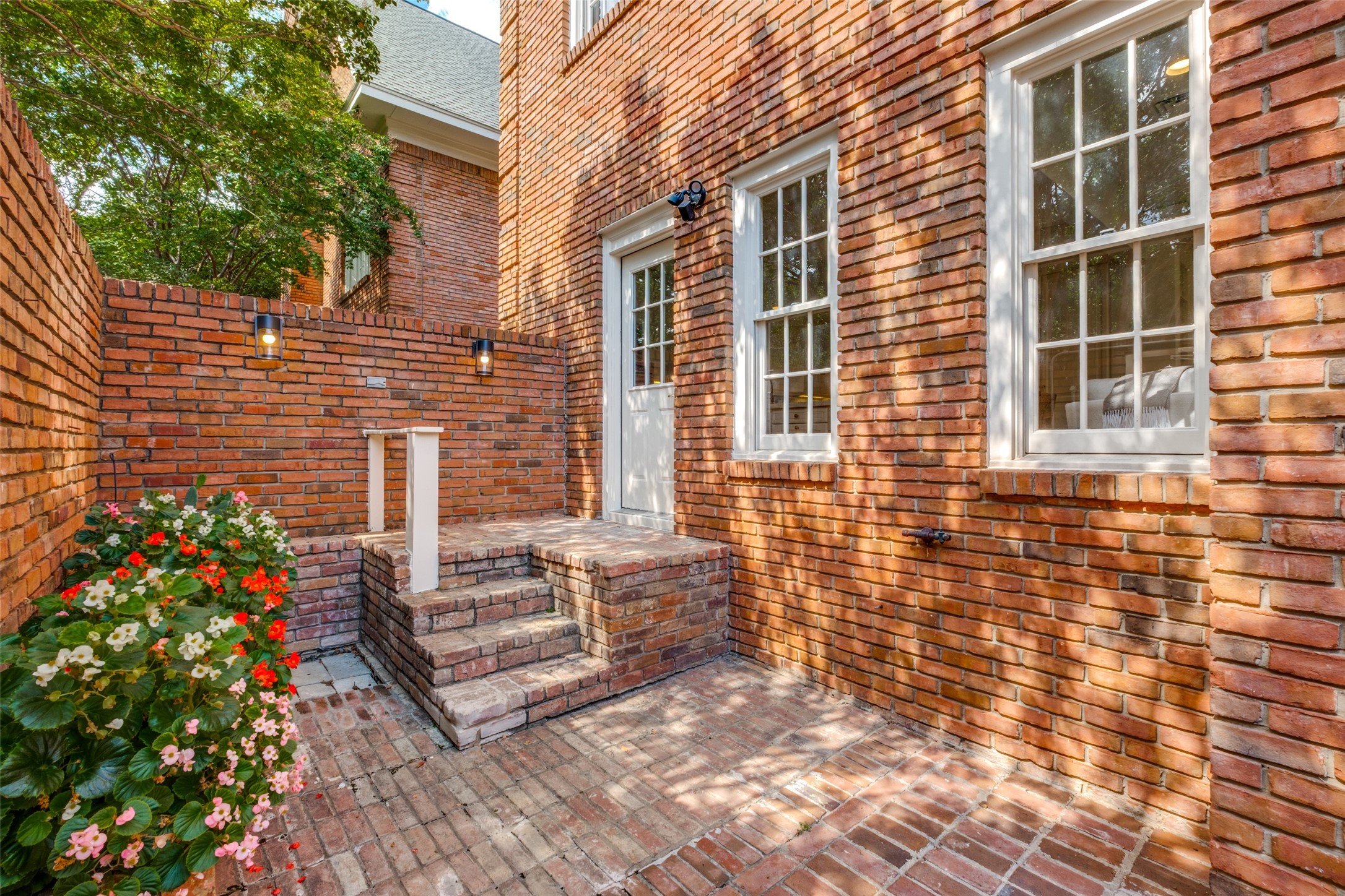 3400 Shenandoah Street