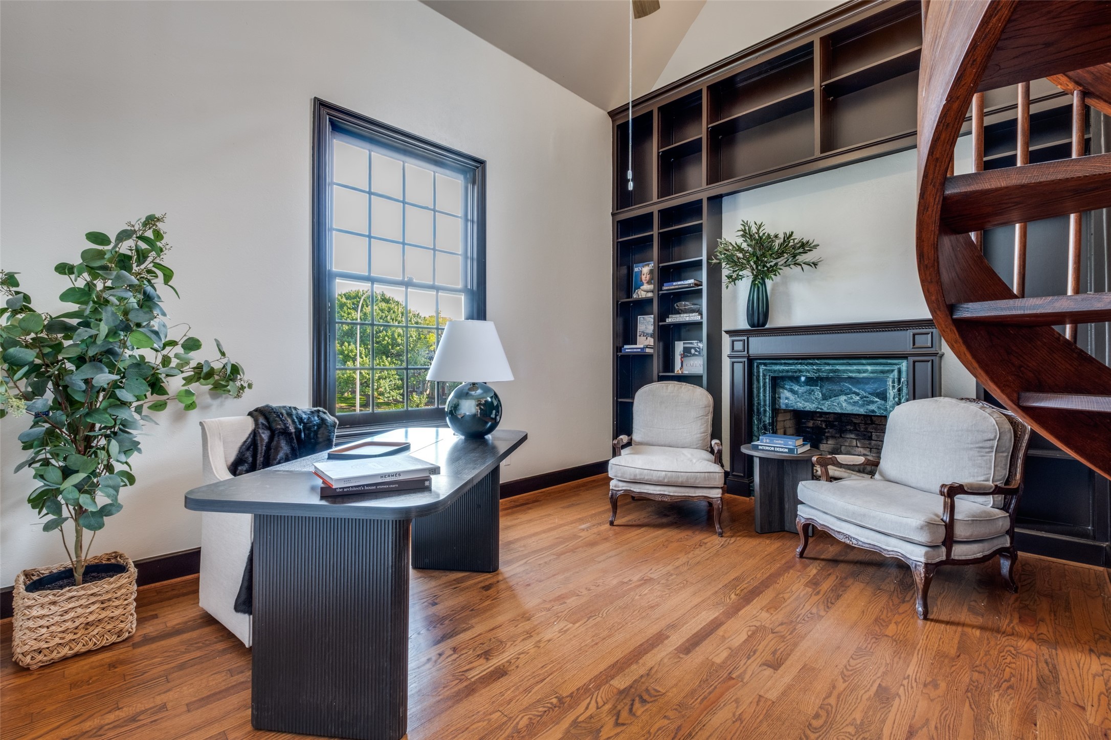 3400 Shenandoah Street