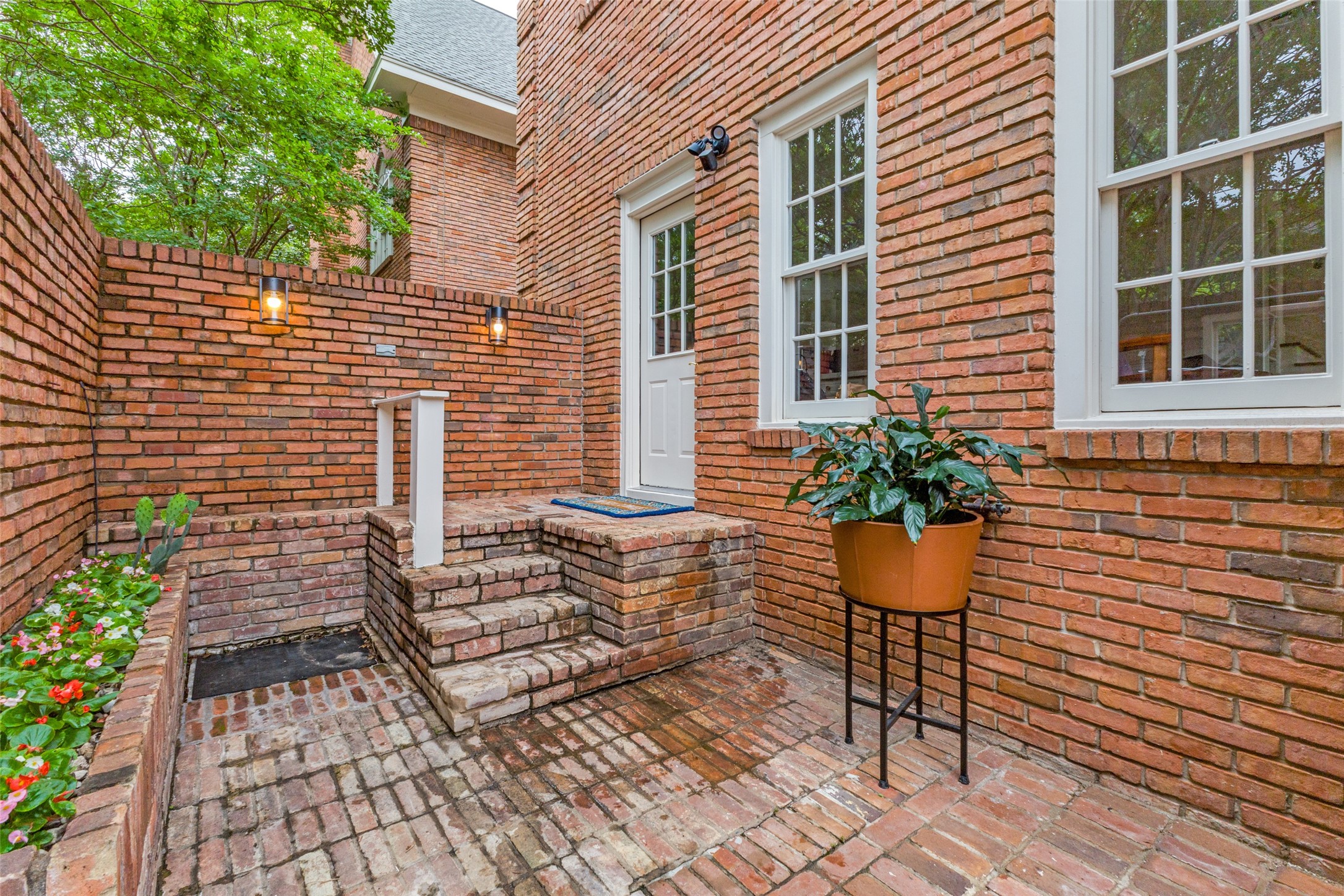 3400 Shenandoah Street