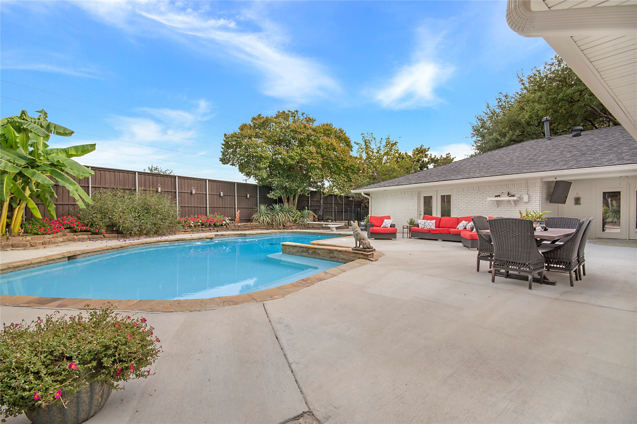 7449 Tophill Lane