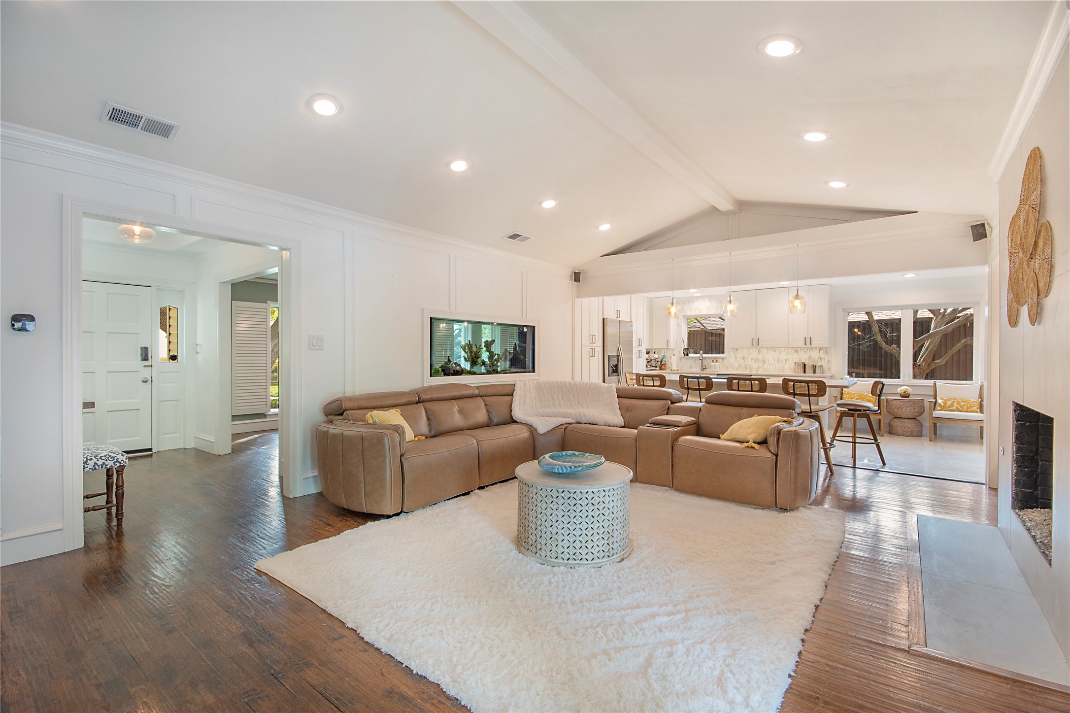 7449 Tophill Lane