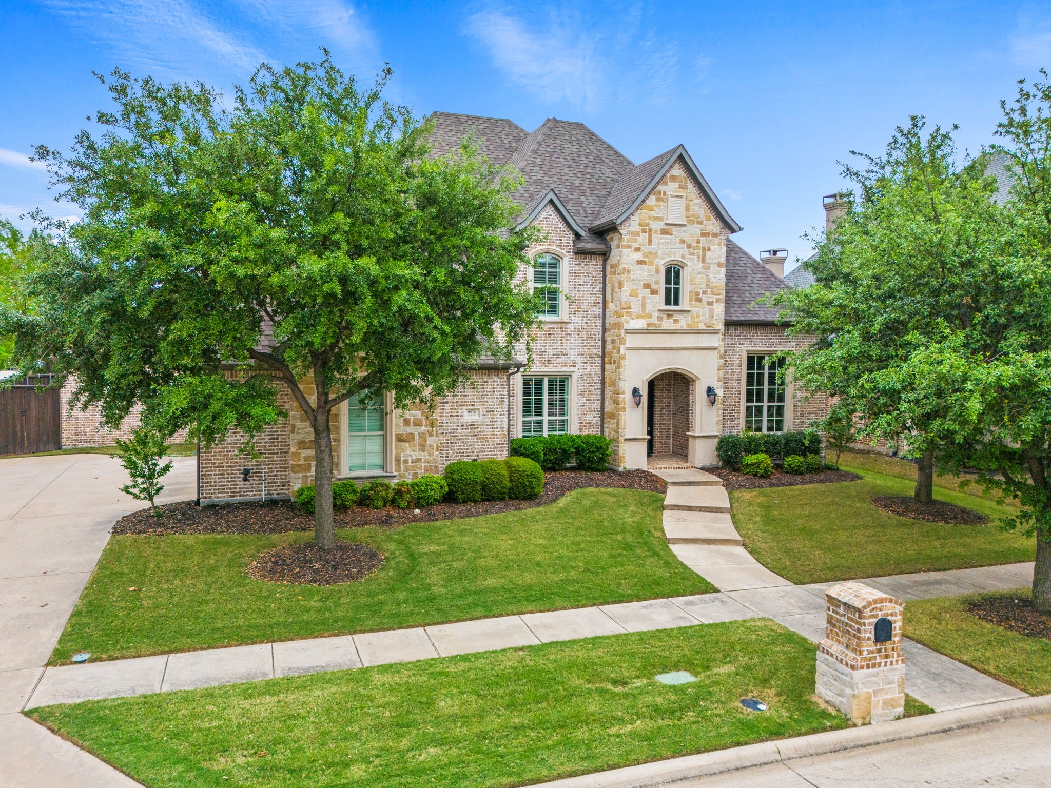 9976 Tate Lane
