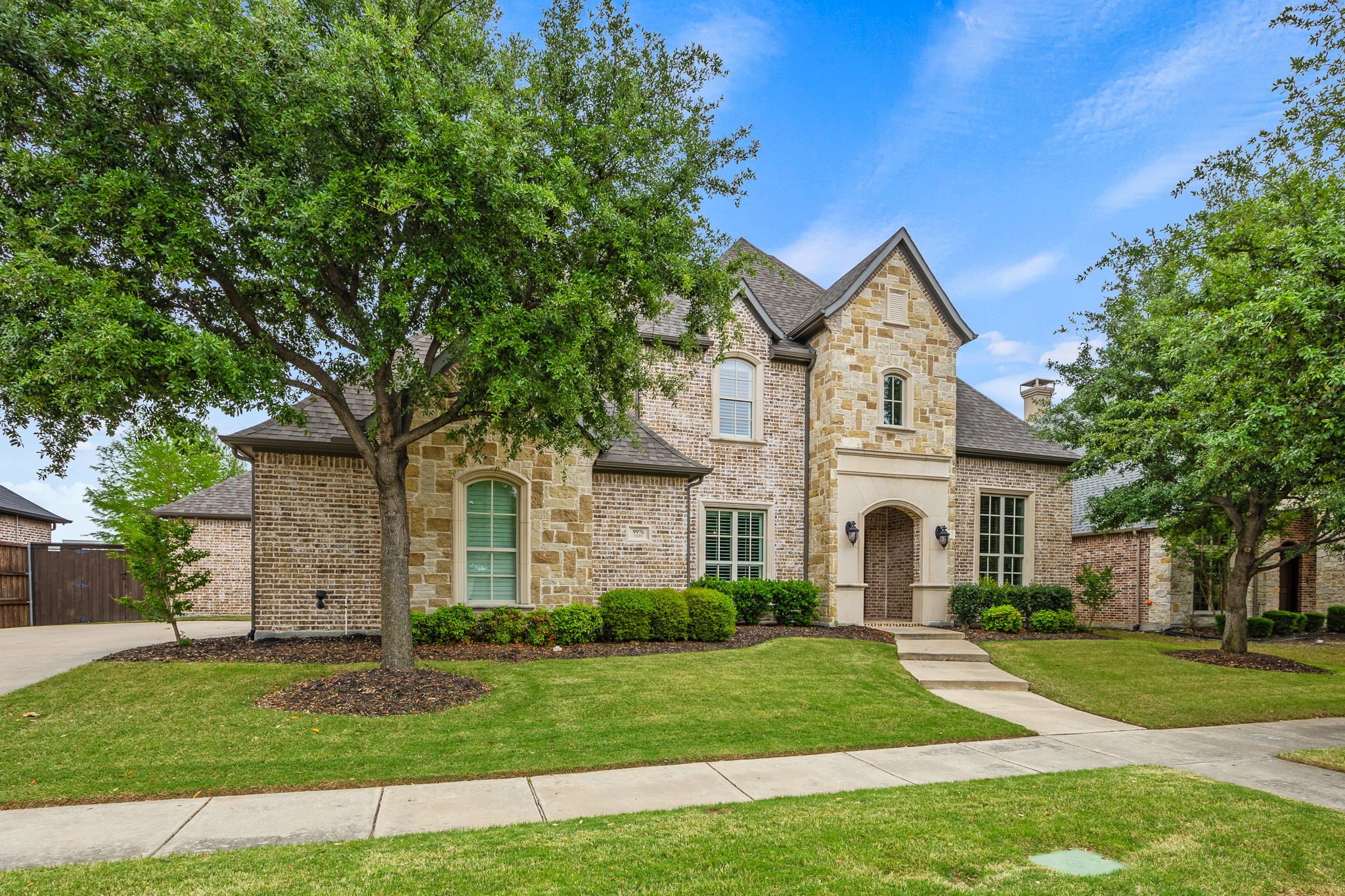 9976 Tate Lane