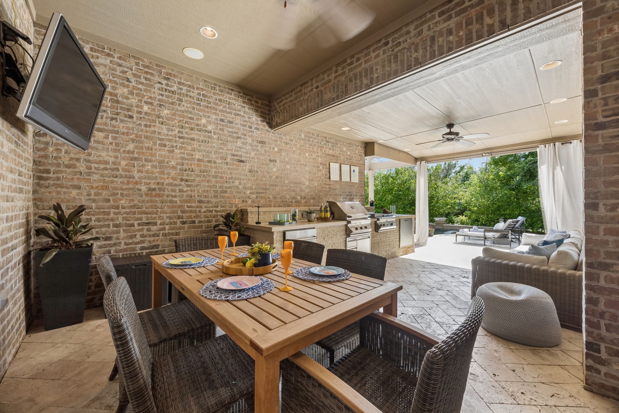 3611 Hickory Grove Lane