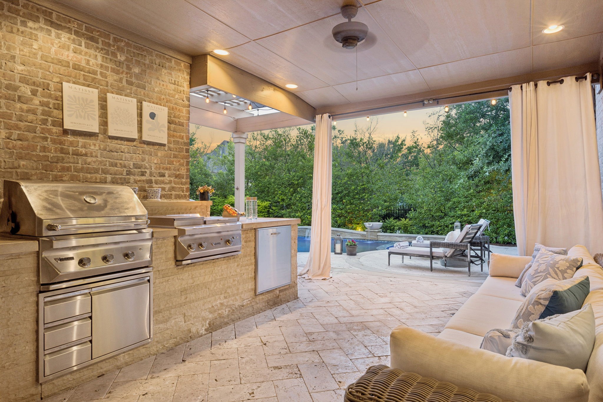 3611 Hickory Grove Lane