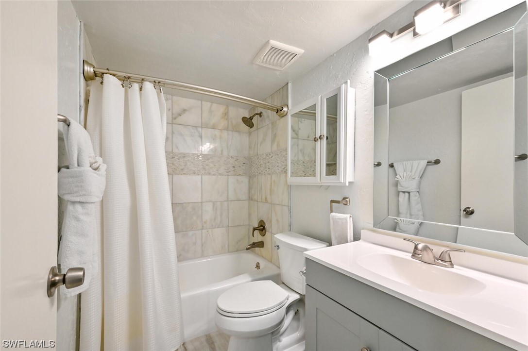 1765 Courtyard WAY C-202