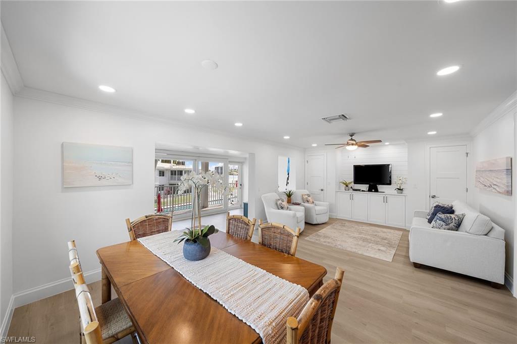 380 Harbour DR # 380