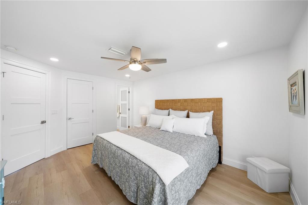 380 Harbour DR # 380