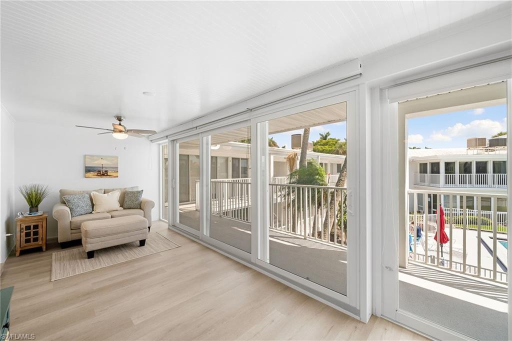 380 Harbour DR # 380