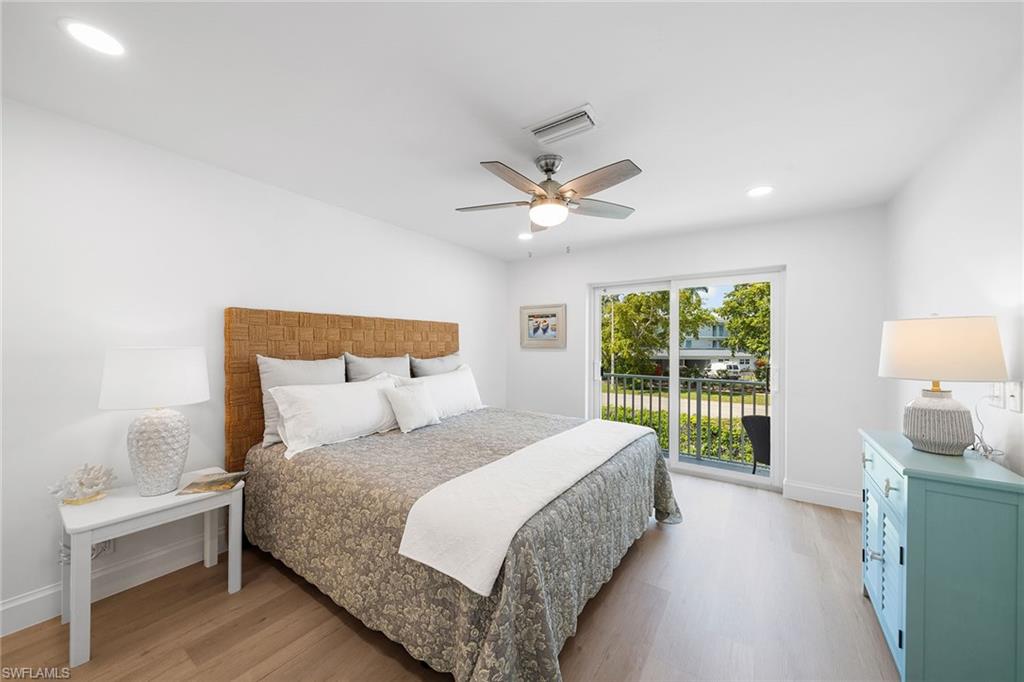 380 Harbour DR # 380