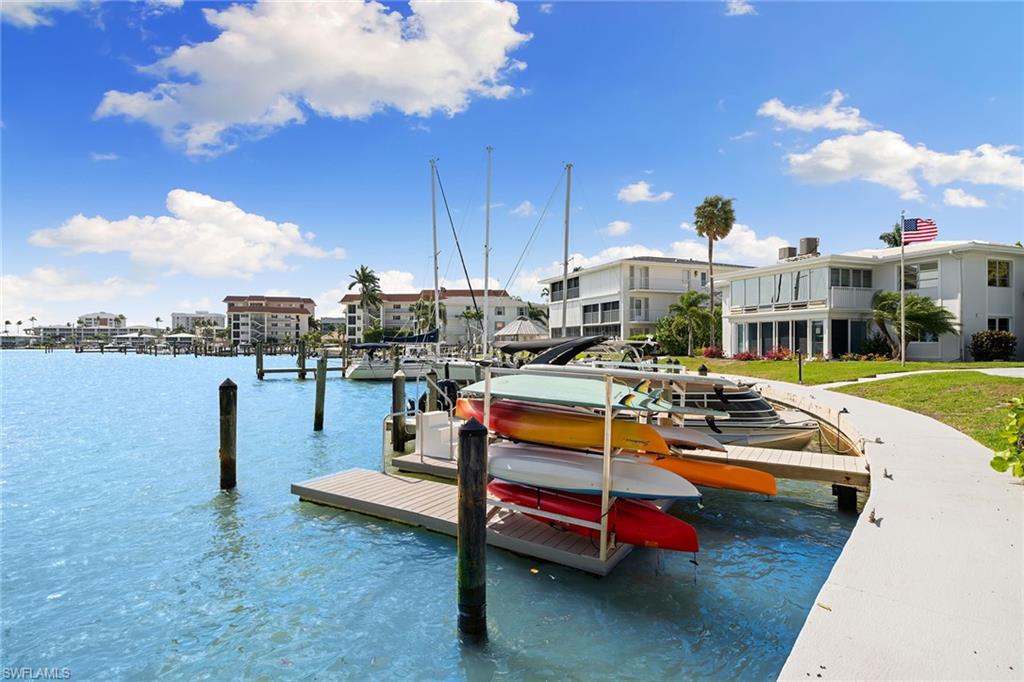 380 Harbour DR # 380