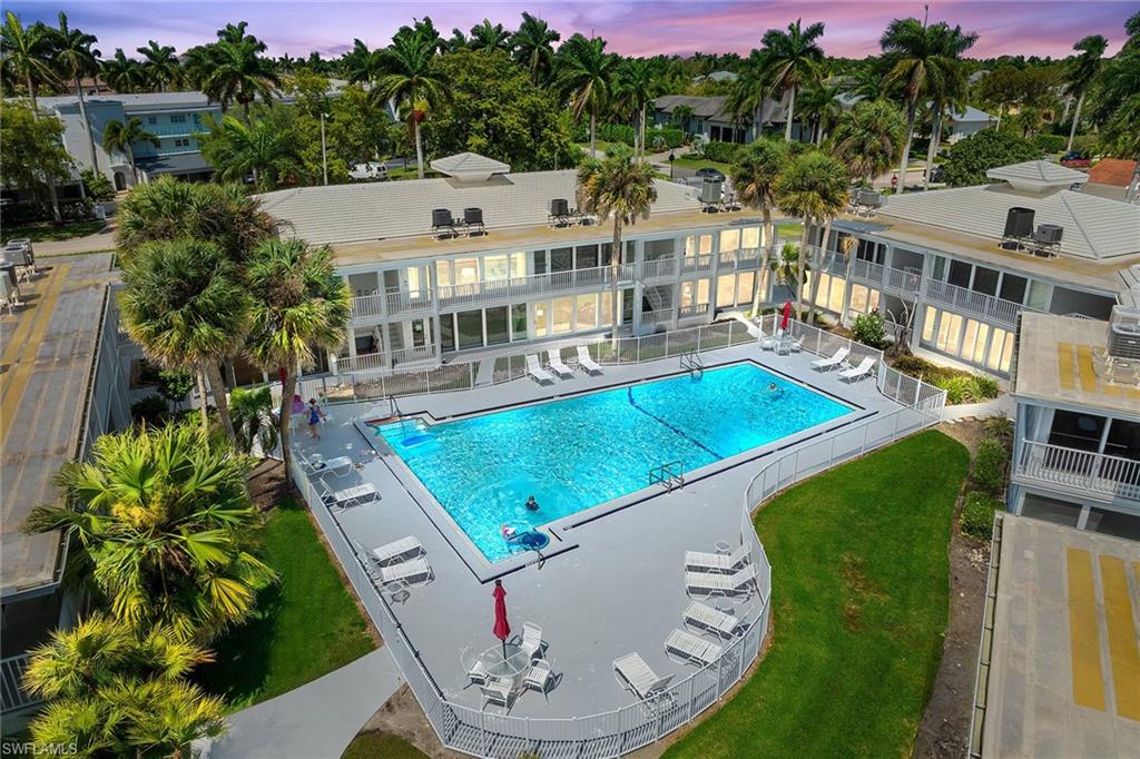 380 Harbour DR # 380