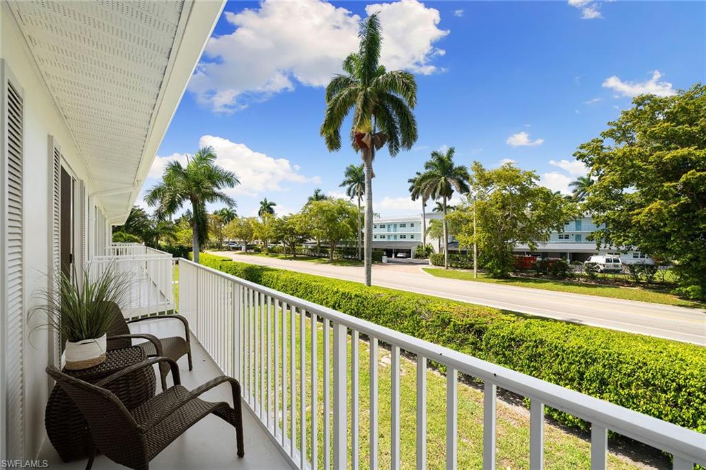 380 Harbour DR # 380