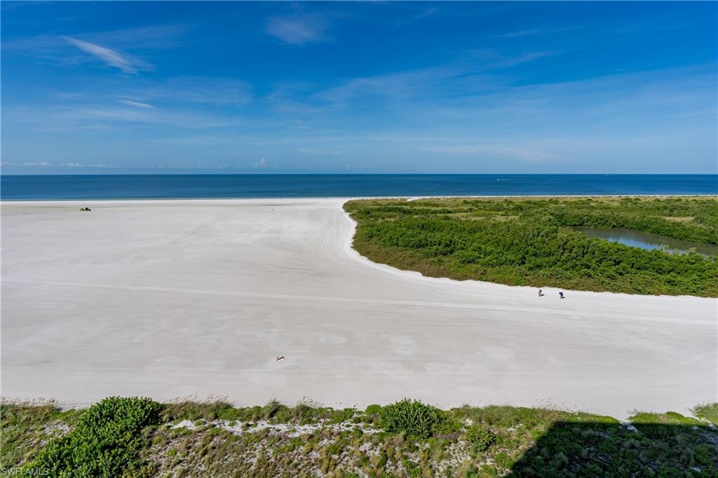 320 Seaview CT 1212