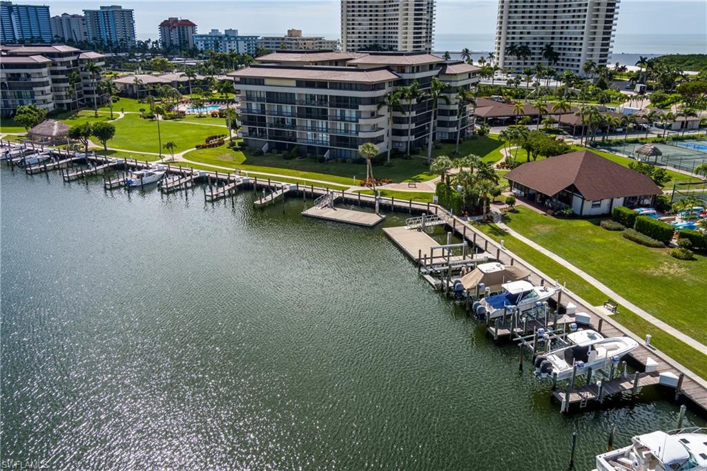 320 Seaview CT 1212
