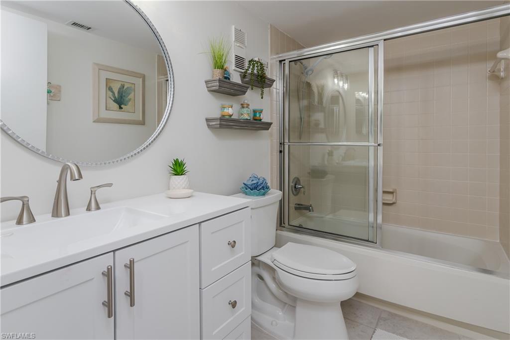 320 Seaview CT 1212