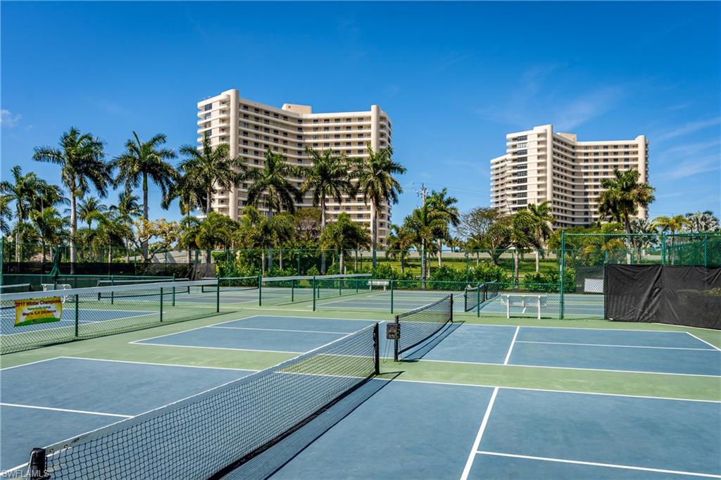 320 Seaview CT 1212