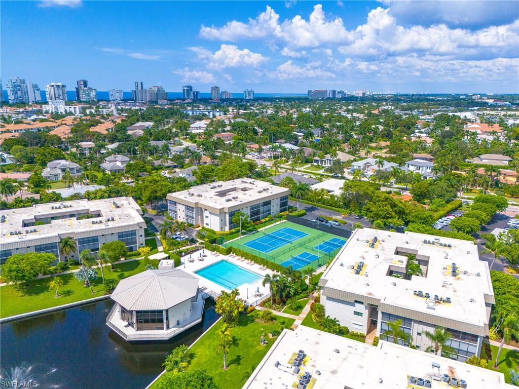 788 Park Shore DR # C30
