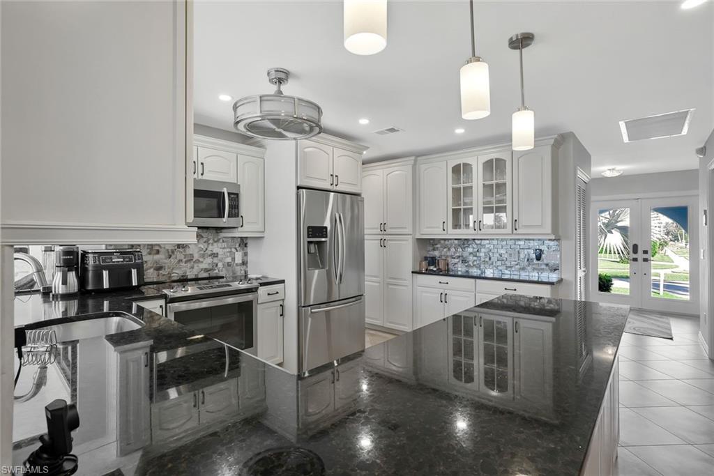 50 Copperfield CT