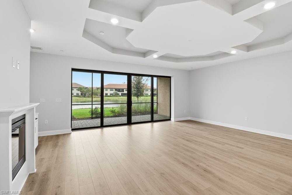15323 Lucerna ST 102