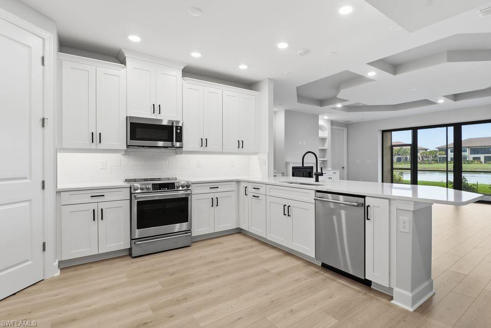 15323 Lucerna ST 102